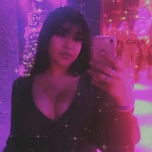 Meet your Posher, Adamaris